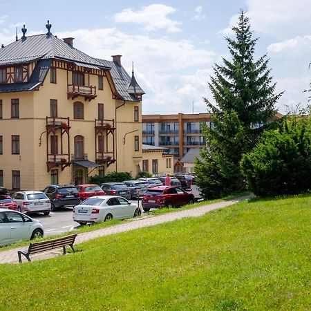Grand Hotel Stary Smokovec Vysoké Tatry エクステリア 写真