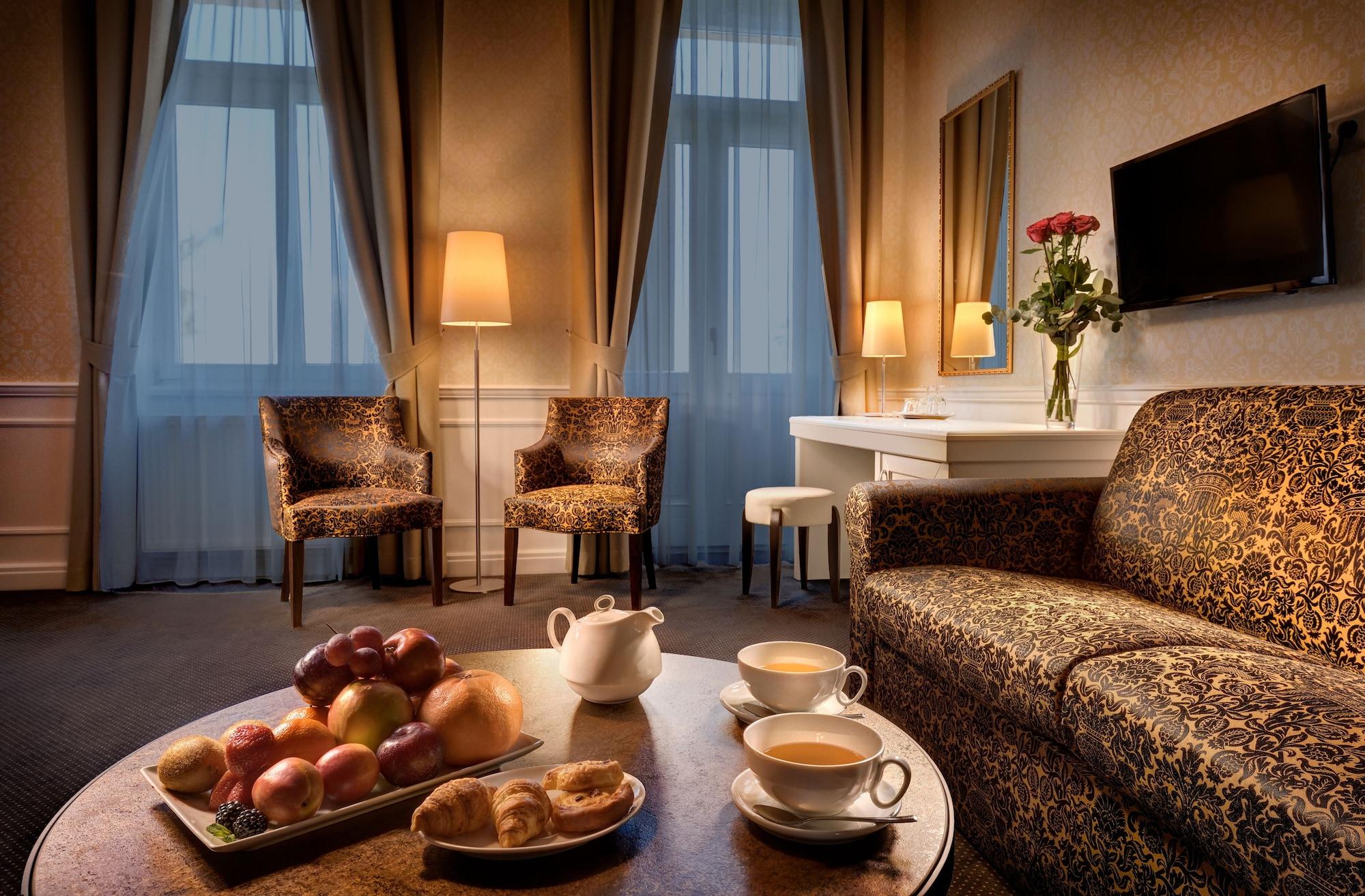 Grand Hotel Stary Smokovec Vysoké Tatry エクステリア 写真