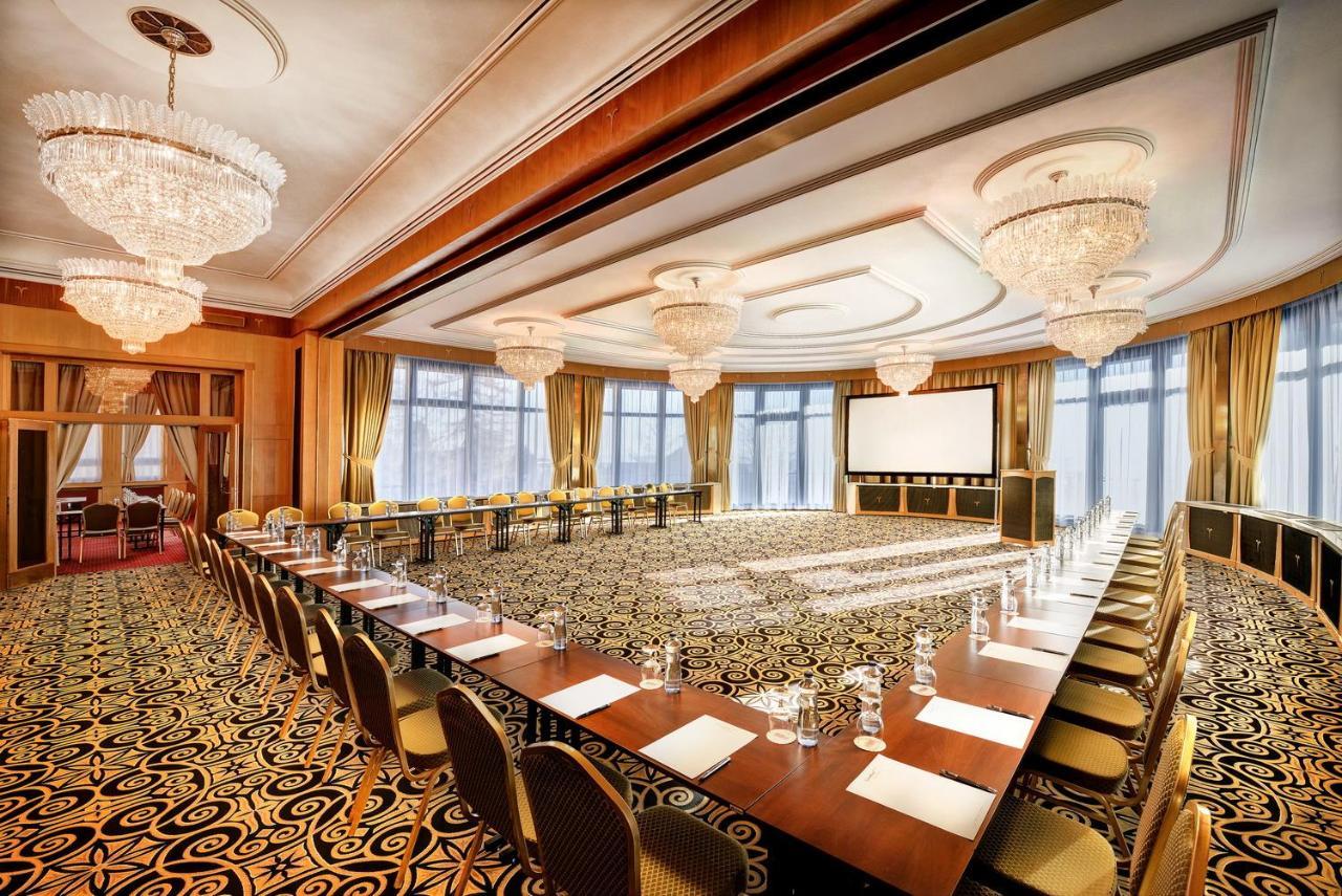 Grand Hotel Stary Smokovec Vysoké Tatry エクステリア 写真
