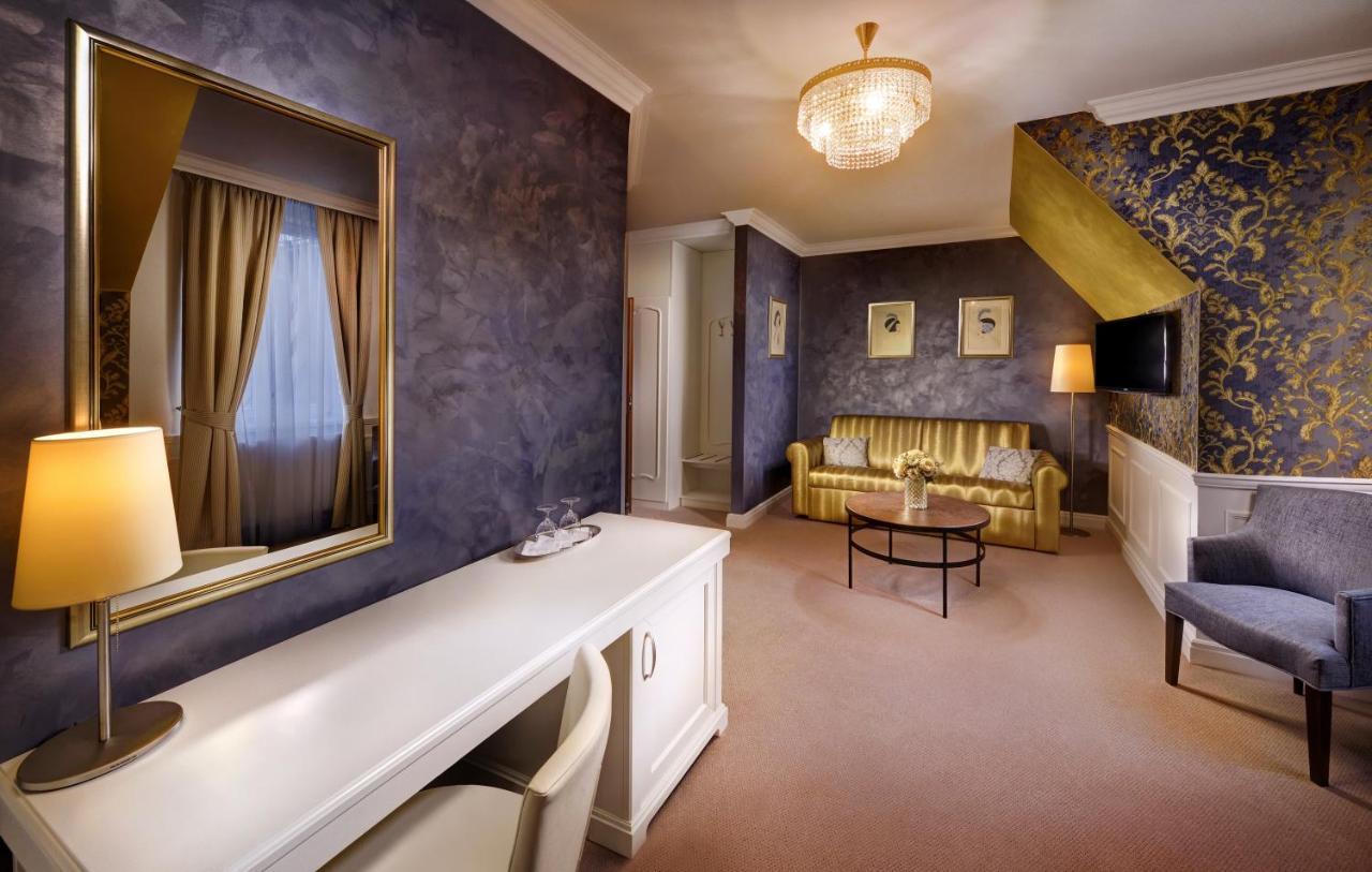 Grand Hotel Stary Smokovec Vysoké Tatry エクステリア 写真