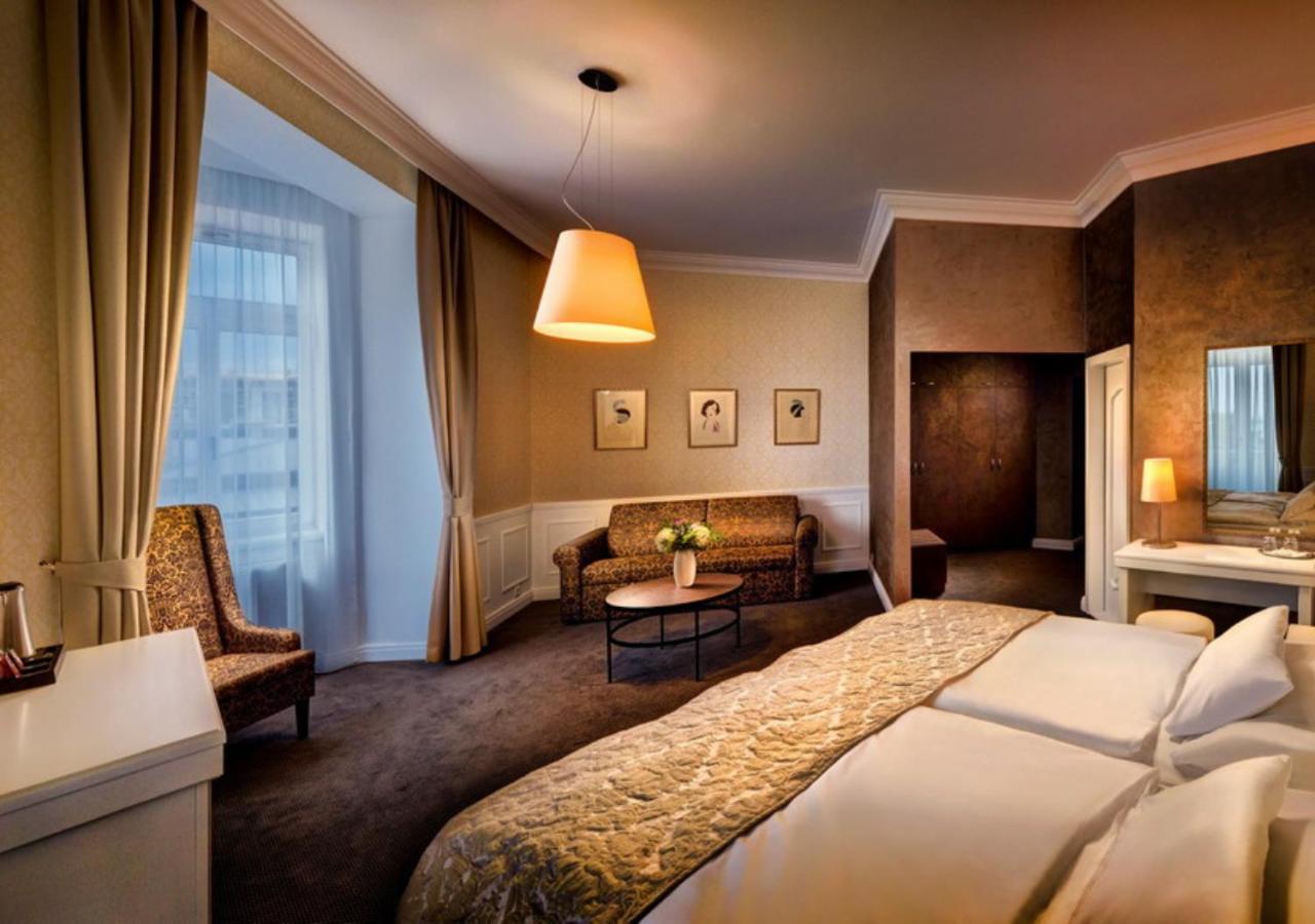 Grand Hotel Stary Smokovec Vysoké Tatry エクステリア 写真